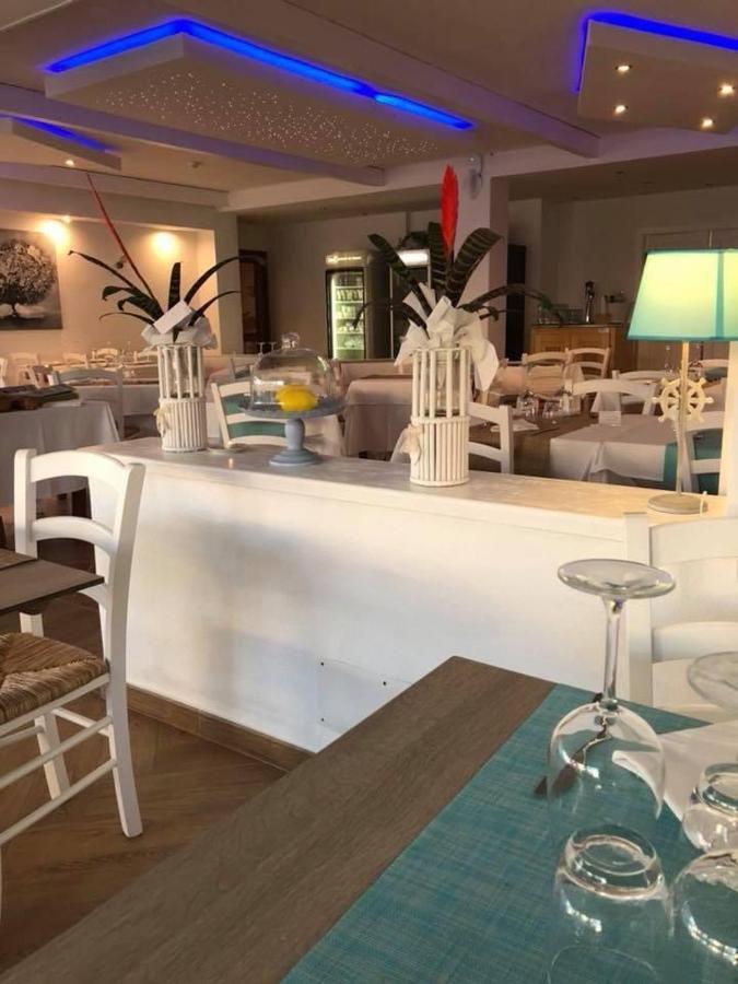 Hotel Sandalion Санта-Тереза-Галлура Экстерьер фото